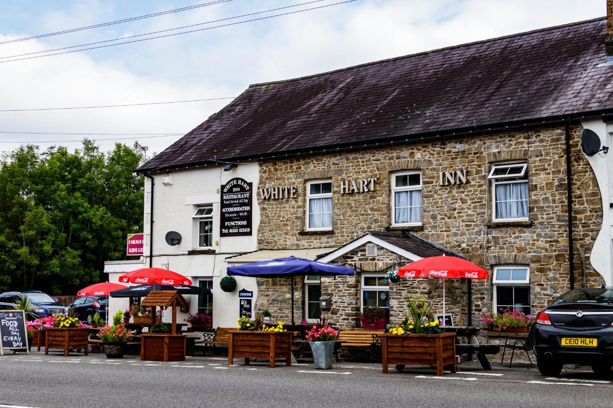 The White Hart Inn Llandeilo Exterior foto