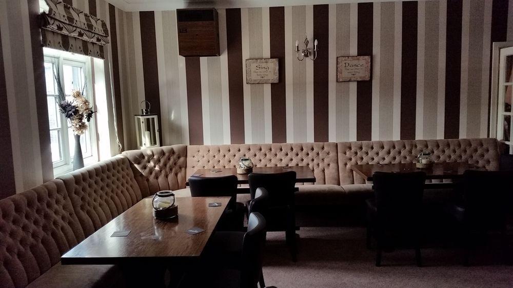 The White Hart Inn Llandeilo Exterior foto
