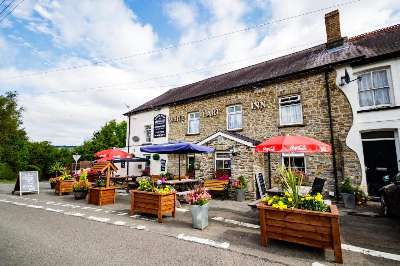 The White Hart Inn Llandeilo Exterior foto